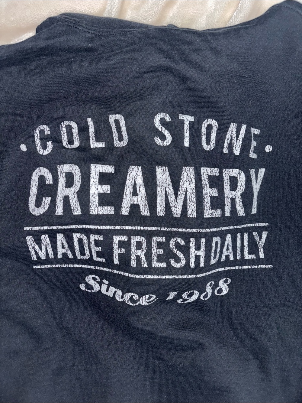 Coldstone creamery women’s hoodie - Picture 3 of 6